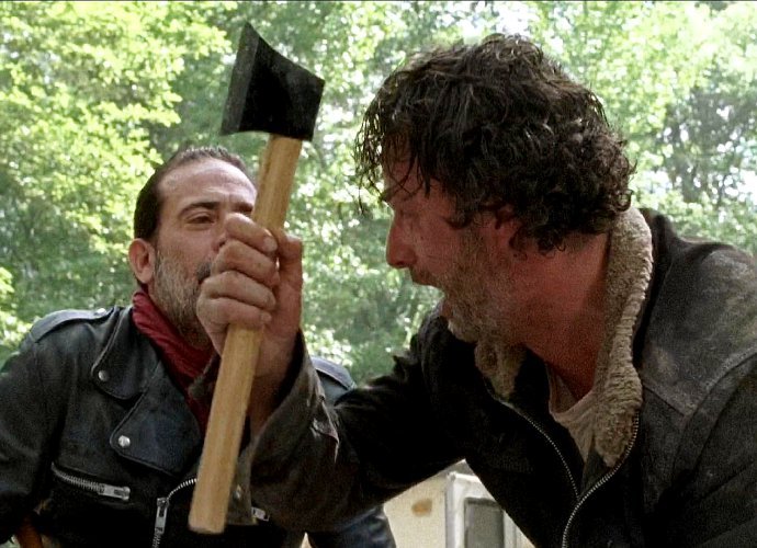 the-walking-dead-stars-have-got-their-revenge-on-show-s-director-after-negan-s-killings