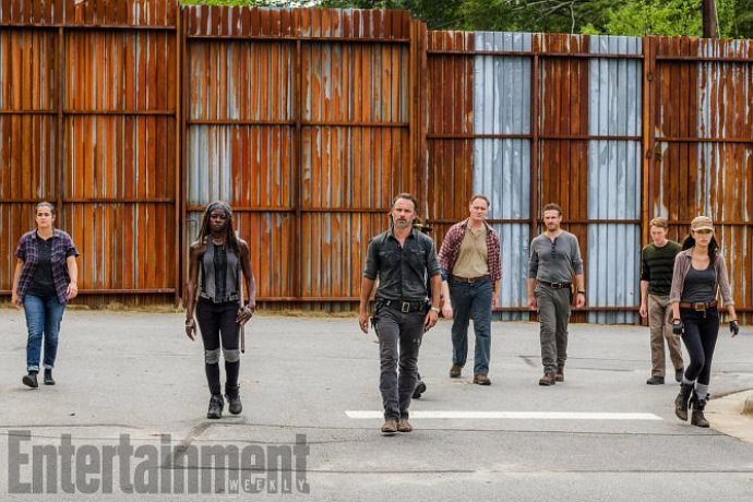 the-walking-dead-releases-new-photos-for-season-7b