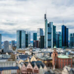Un grupo de destacados economistas advirtió el jueves que la economía de Alemania está en camino de contraerse este año.