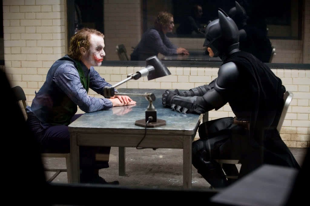 Increíble: Así se rodó la mítica escena del interrogatorio de Batman al  Joker en 