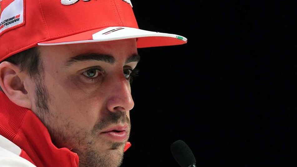 Фернандо алонсо камеди клаб. Кепка Fernando Alonso. Алонсо Капаррос.
