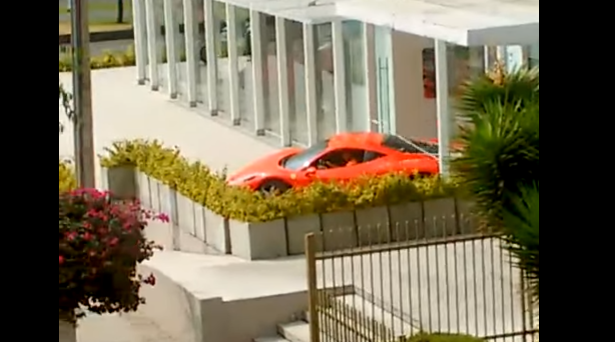 Como parquear un ferrari Nivel experto   YouTube