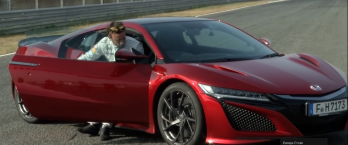 Fernando Alonso al volante del nuevo Honda NSX   YouTube