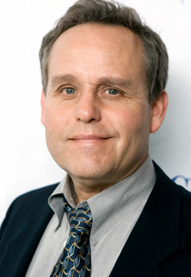 100930petermacnicol1