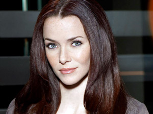 tv_24_annie_wersching_1