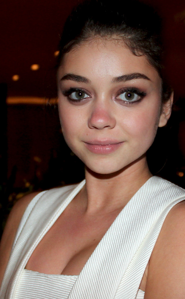 rs_634x1024-140220090257-634.Sarah-Hyland-Crying-After-Sydney-Attack.jl.022014_copy