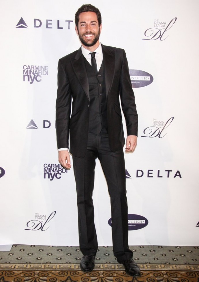 zachary-levi-30th-annual-musical-celebration-of-broadway-02