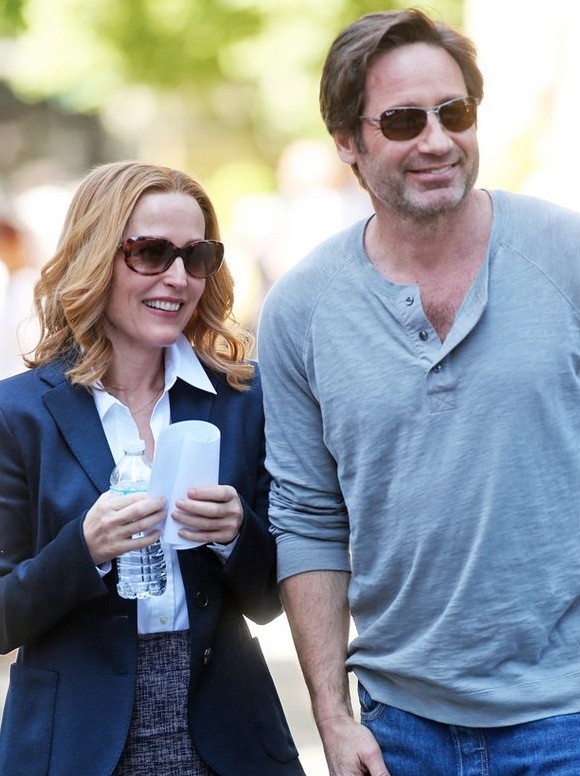 Here-s-Your-First-Look-at-Mulder-and-Scully-on-the-X-Files-Revival-Series-Gallery-483936-3