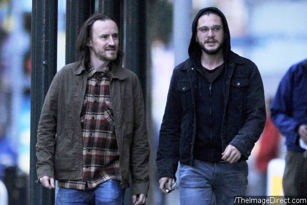 kit-harington-hints-at-jon-snow-s-return-to-got-sfter-spotted-hanging-out-with-co-star
