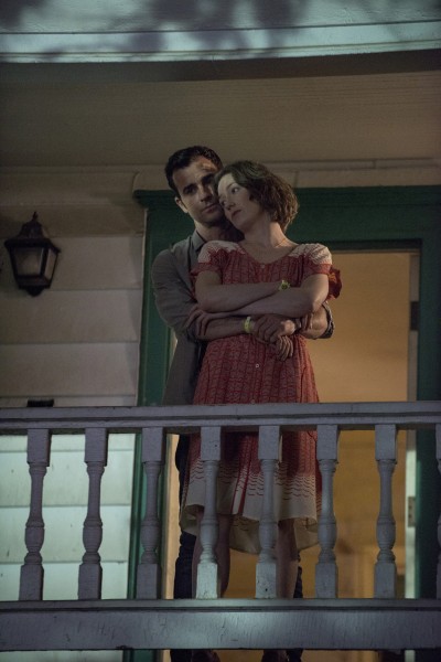 leftovers-season-2-justin-theroux-carrie-coon-400x600