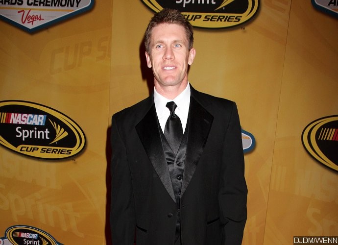 fox-s-the-grinder-hires-carl-edwards-to-play-cop