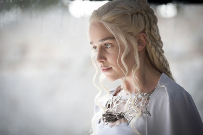 Daenerys-in-The-Gift-Official-HBO-810x539