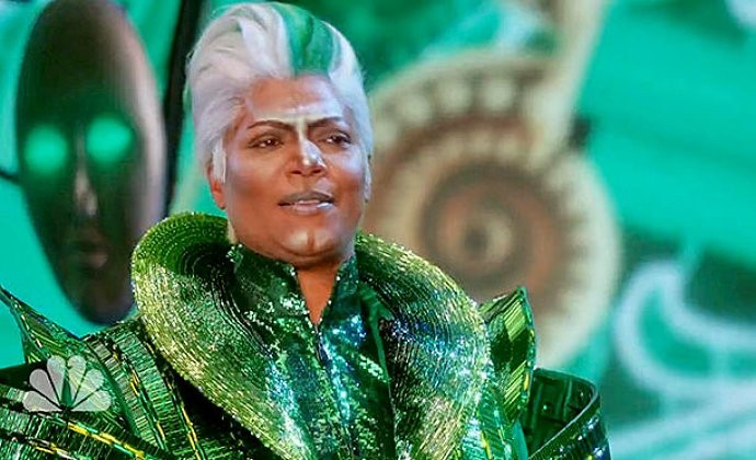 queen-latifah-as-the-wiz-in-the-wiz-live-promo