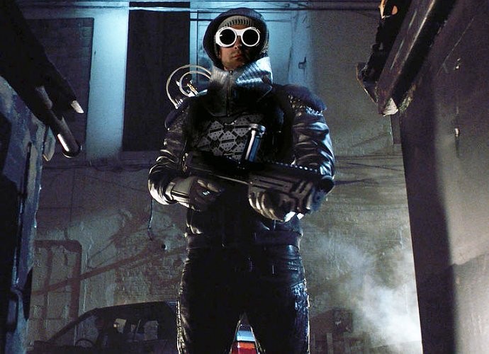 gotham-set-photos-give-better-look-at-mr-freeze-s-costume