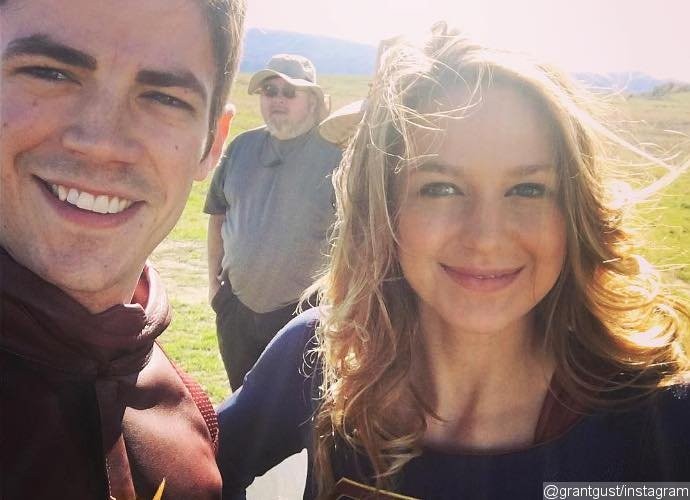 peek-at-supergirl-the-flash-crossover
