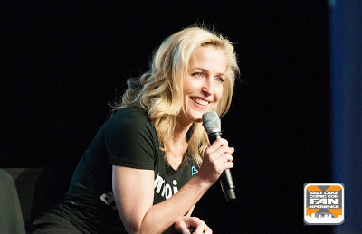Gillian Anderson 3 Cropped
