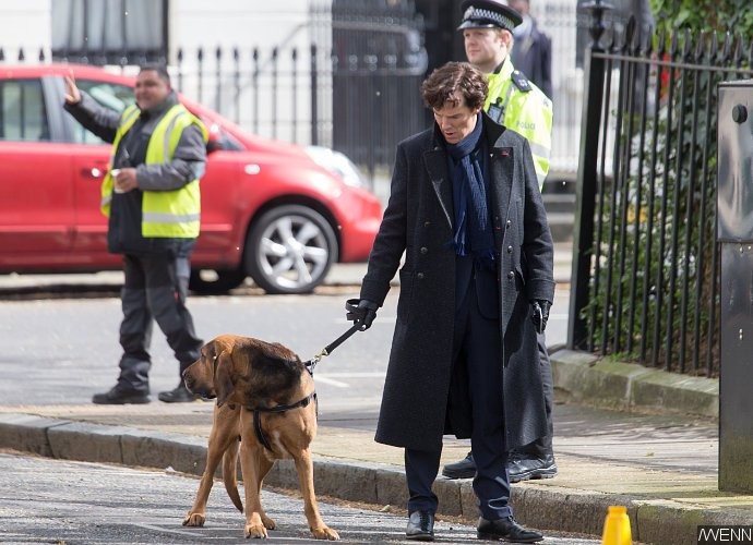 sherlock-season-4-set-pics-benedict-cumberbatch-martin-freeman-baby-and-dog