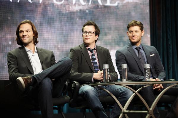 Supernatural-Jared-Padalecki-Jeremy-Carver-Jensen-Ackles-TCA14