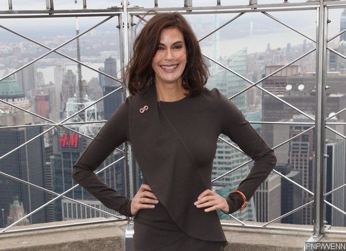 teri-hatcher-teases-costume-for-her-mysterious-role-on-supergirl