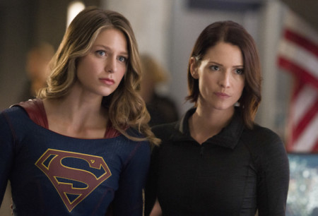 Supergirl -- "The Last Children of Krypton" -- Image SPG202b_0146 -- Pictured (L-R): Melissa Benoist Kara/Supergirl and Chyler Leigh as Alex Danvers -- Photo: Diyah Pera/The CW -- © 2016 The CW Network, LLC. All Rights Reserved